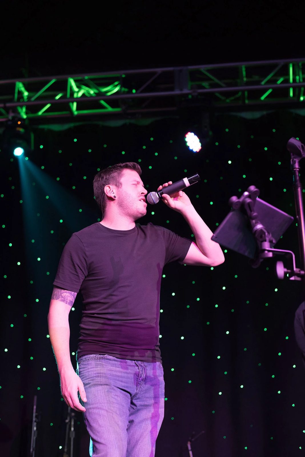 Lead vocals under the lights